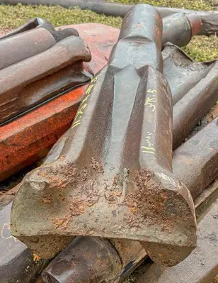 Used AFTERMARKET 11-3/4” X 36-1/2” CHISEL BIT FOR CABLE TOOL DRILLING Tool Bits Pennsylvania US | East West Machinery & Drilling #1417973