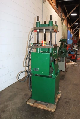 Used Carver 2629 Heated Platen Hydraulic Press New Jersey US | Machinery Values #1334566