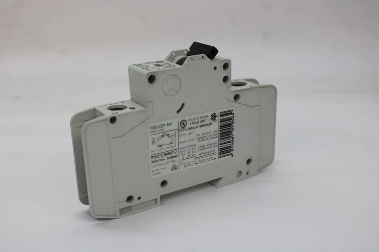 Used MOELLER FAZ-C2/1-NA Circuit Breakers Kentucky US | Industrial Parts R Us Inc. #355540