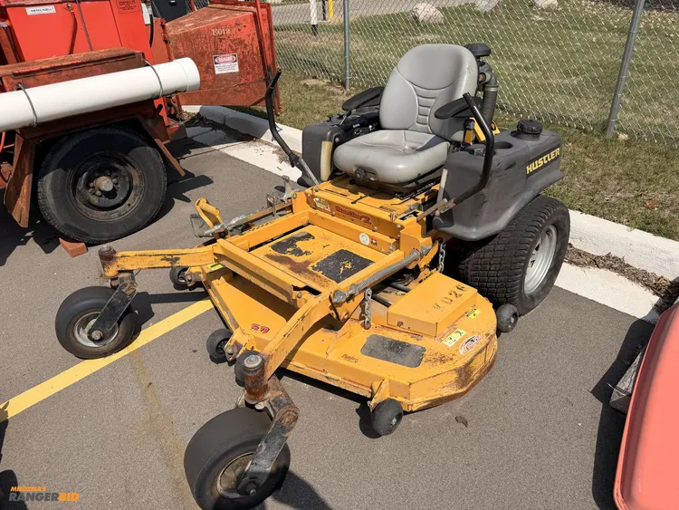 Used HUSTLER FH721V  - ENGINE HAS BEEN REPLACED AT 215 HOURS Mowers Michigan US | Miedema Asset Management Group #1414356