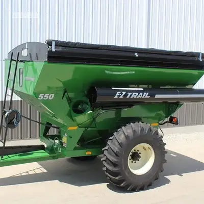 New | in-Stock 2025 E-Z TRAIL 550 Grain Carts Pennsylvania US | Zimmerman Farm Service #1409942