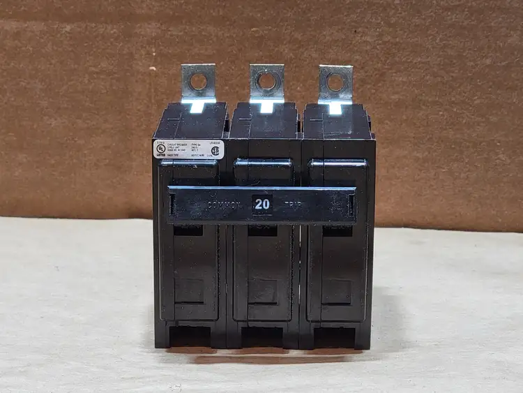 Used EATON BAB3020H Switchgears British Columbia CA | Lenmark #835404