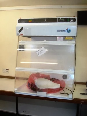 650L Captair Laminar Flow Cabinet No. 936-1