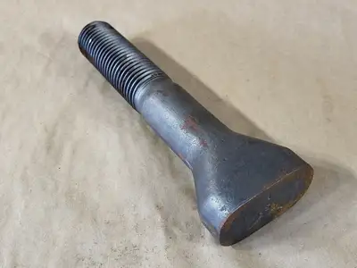 1-1/2" x 7.5" Oval Head Liner Bolt Grade 5