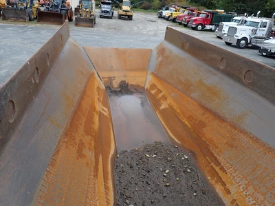 Used 1995 CATERPILLAR D250E Articulated Dump Trucks Massachusetts US | Brookside Equipment Sales #1507518