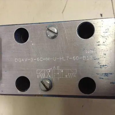 USED VICKERS DG4V-3-6C-M-U-HL7-60-B13
