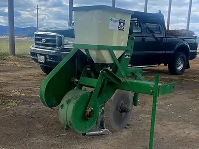 USED WESTERN ALFALFA GOPHER KILLER