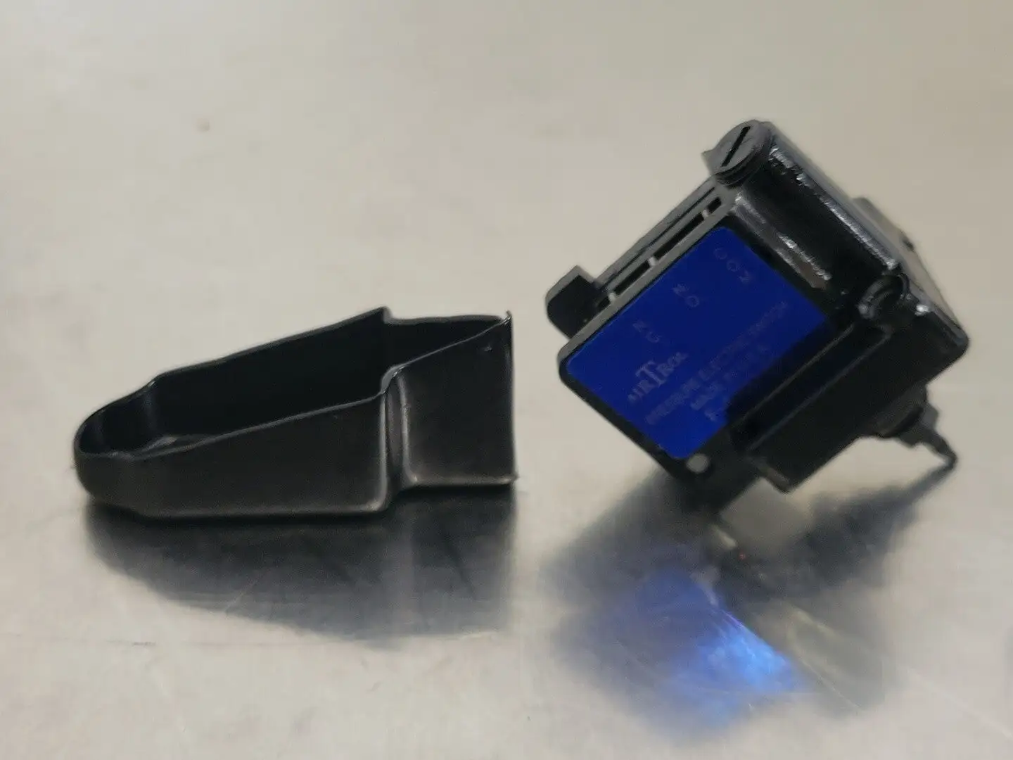 NEW AIRTROL F-4300-60