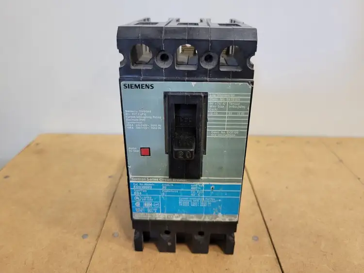 Used SIEMENS ED43B020 Switchgears British Columbia CA | Lenmark #242607