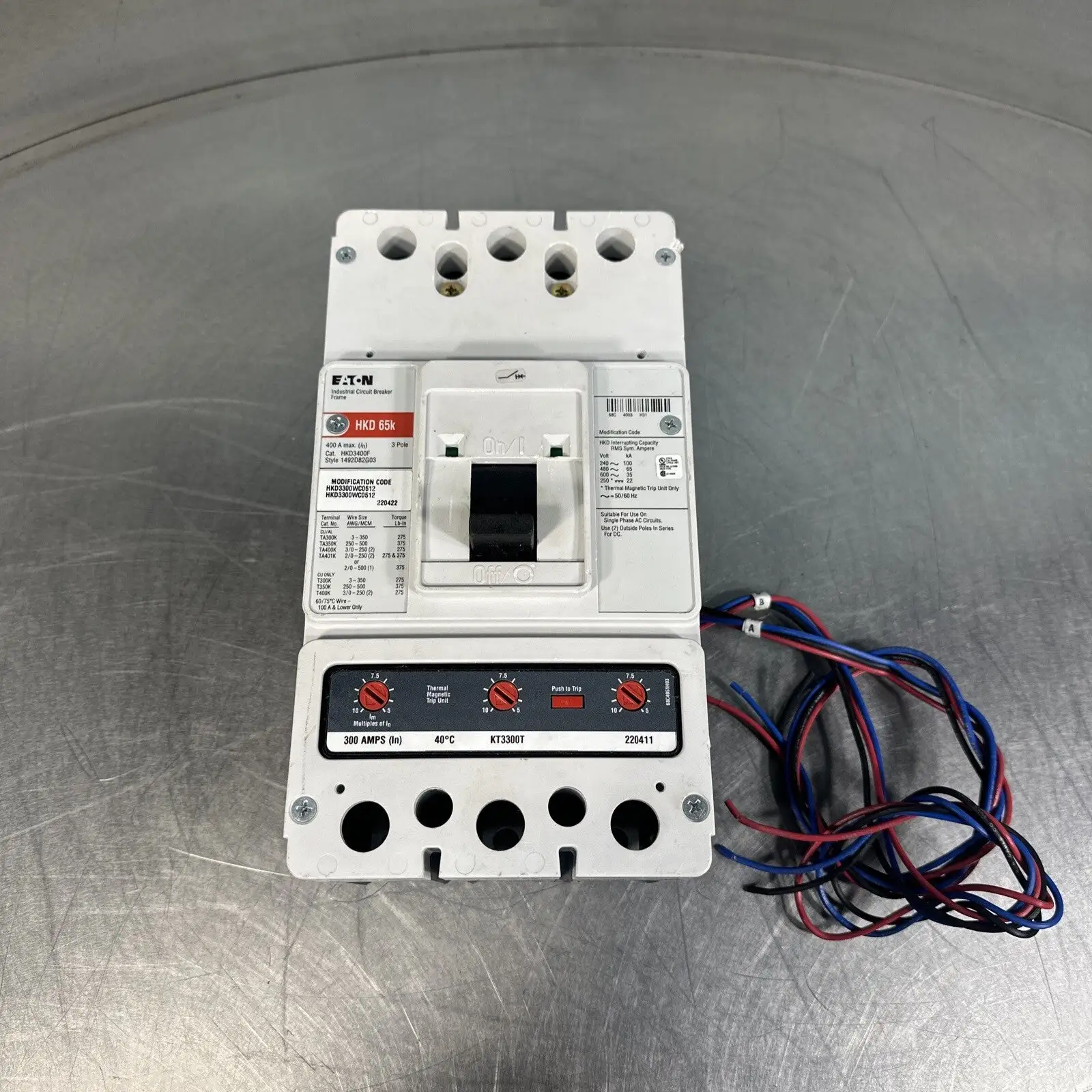 Eaton USD HKD330WC0512 Molded HKD 3P 300A 600V 50/60Hz 3Ph (BIN-1.3.5)