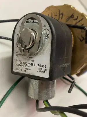 Used PARKER 12FS5C2348ACF4C05 Solenoid Valves Ohio US | Surplus Asset Holdings #1403077