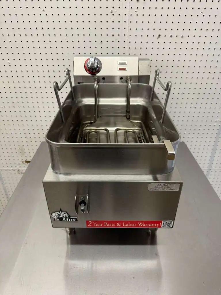 Used Star Used Star 515EF Countertop Electric 15lb Single Pot Fryer 208V Cookers / Coolers / Fryers Illinois US | Falcon Restaurant Supply #1374889