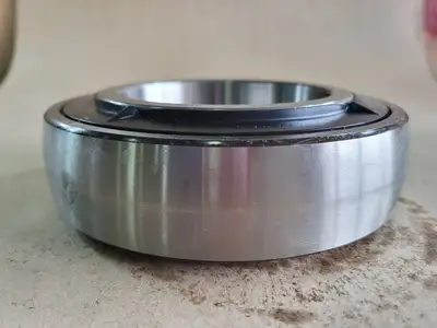 NEW NTN UK217D1