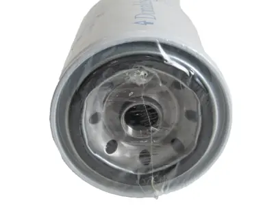 NEW DONALDSON P557780 LUBE FILTER
