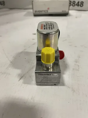 Aventics R434000457 1/4″ Air Pressure Regulator 24VDC 0-10VDC 160PSI -NIB