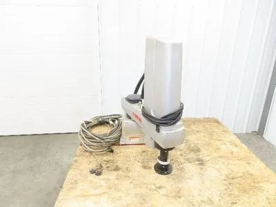 Yamaha YK500XG High Speed Robot Arm With Cables (No Controller)