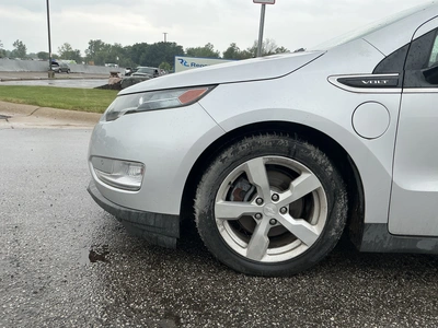 USED 2012 CHEVROLET VOLT