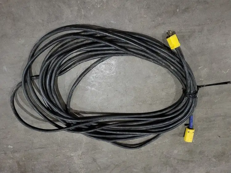 Used SOUTHWIRE _UNKNOWN_ Cable & Wire British Columbia CA | Lenmark #250576