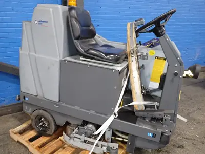 USED ADVANCE 3200C