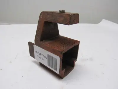 Westinghouse 4110D65H18 Brush Holer N.O.S.