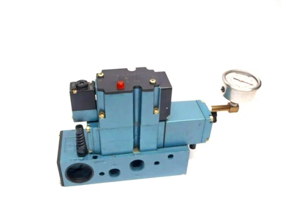Used MAC VALVES PNEUMATIC VALVE Solenoid Valves | Maverick Industrial Sales #1108916