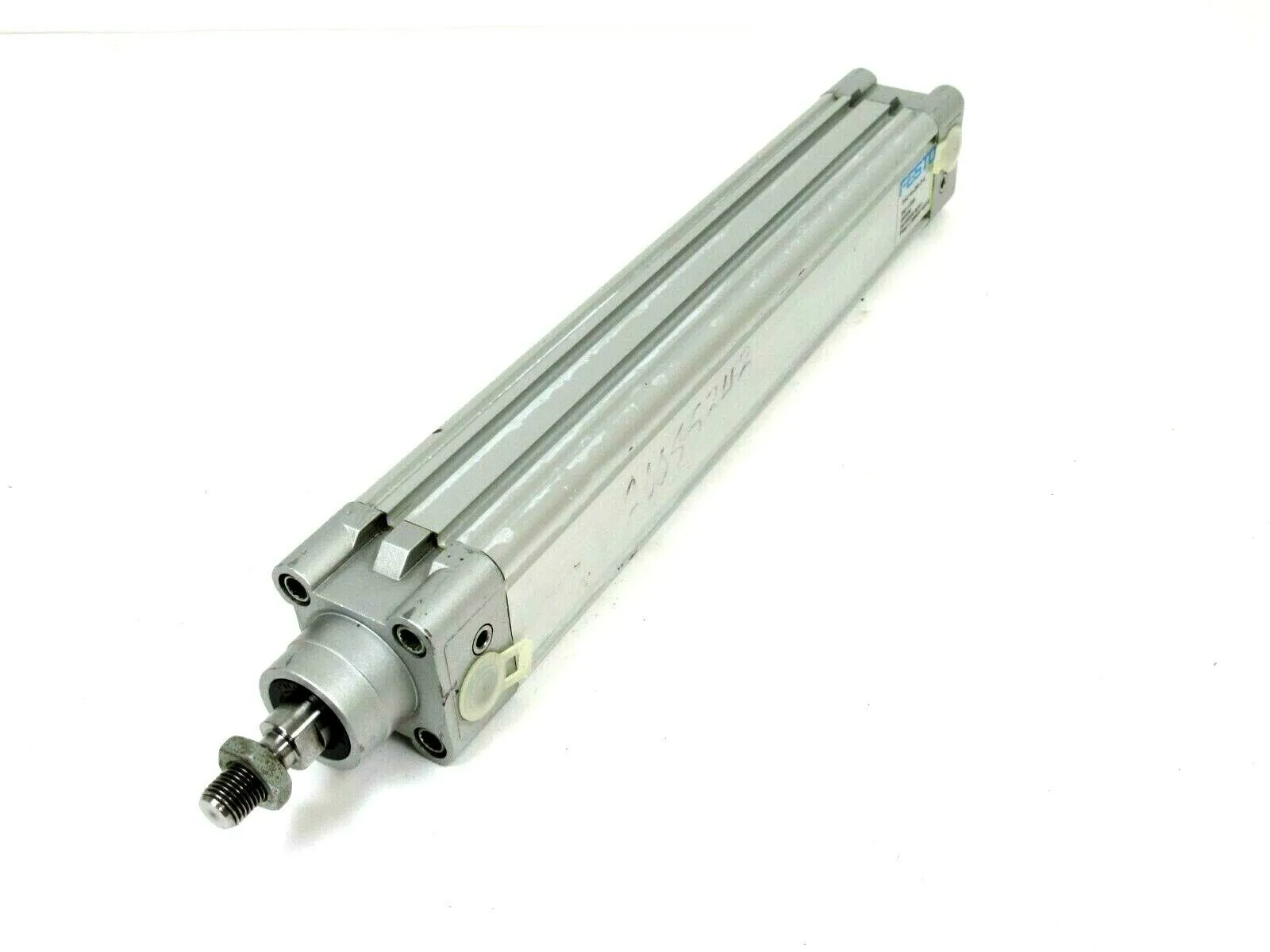 NEW FESTO DNC-40-250-P-A PNEUMATIC CYLINDER 26211338 DNC40250PA