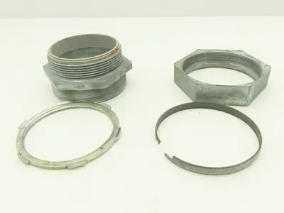 NA 3-1/2" 3-1/2" EMT Compression Connector Insulated Lot of 6