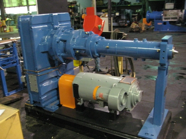 NRM 3-1/2 Cold Feed Rubber Extruder