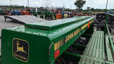 USED JOHN DEERE 750