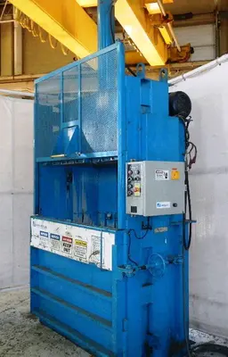 ADVANCED RECYCLING MODEL BR-9000 VERTICAL HYDRAULIC BALER