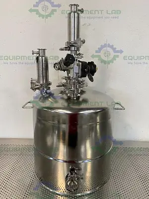 USED ALLOY PRODUCTS 45 LITER STAINLESS STEEL REACTOR 50 PSI W/ BOTTOM DRAIN & VALVES