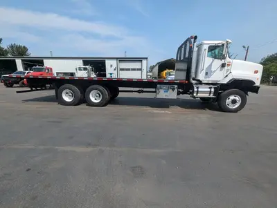 Used 2006 INTERNATIONAL 5600 Flatbed Trucks Washington US | Puget Sound Truck Sales #1546525