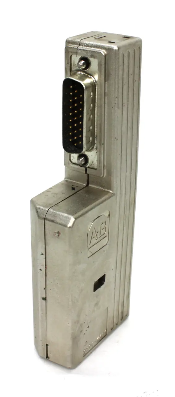 USED ALLEN BRADLEY 2090-K6CK