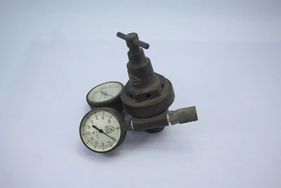 Used Natinal Cylinder Gas Company G17S Air Pressure Regulators California US | Davliegogo LLC #1705760