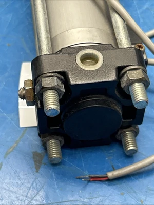 NEW SMC CDA1B40-100