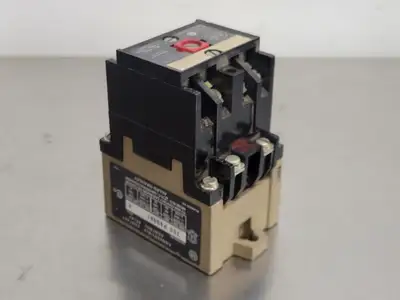 USED ALLEN-BRADLEY 700-P400A1