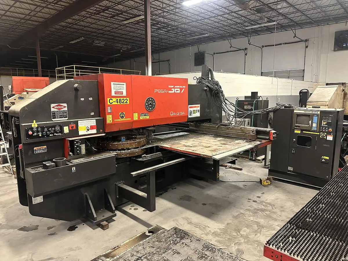 USED AMADA PEGA 367