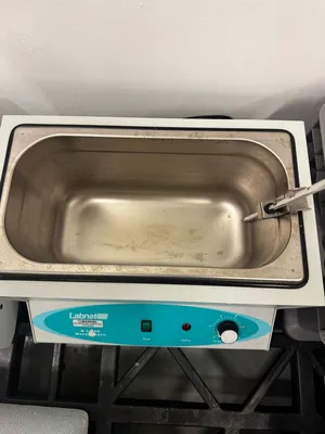Used Labnet W1106 Lab Water Baths British Columbia CA | Enwave Corp. #1503873