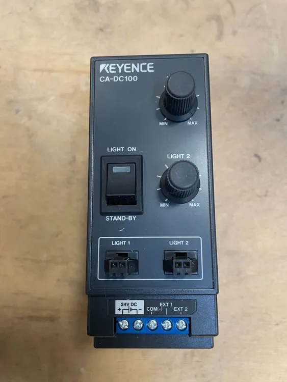 Used Keyence Keyence CA-DC100 Light Source Equipment South Carolina US | Palmetto Automation #1165544