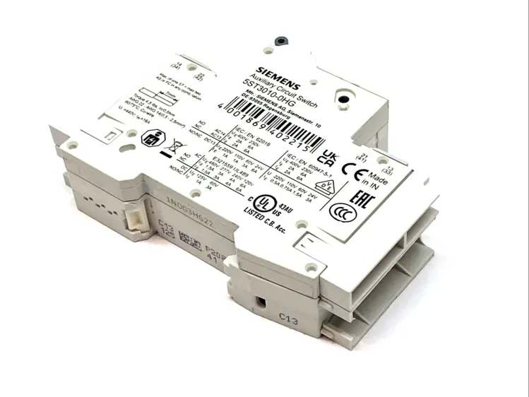 Used SIEMENS W/ AUXILIARY SWITCH 5ST3010‑0HG Circuit Breakers | Maverick Industrial Sales #1106084
