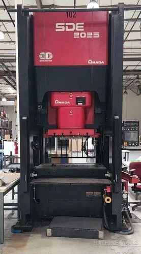 Used 2008 AMADA SDE-2025 Hydraulic Presses Florida US | Southern Fabricating Machinery Sales, Inc. #81014