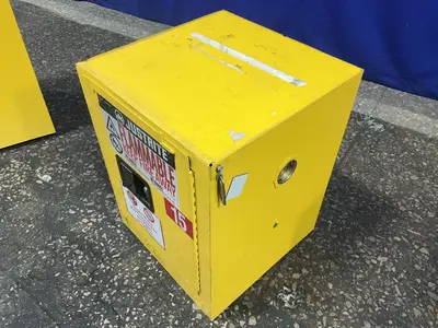 Used JUSTRITE 890420 Cabinets Ohio US | HGR 24 #1460140