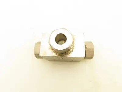 KMT 10079465 Tee Coupling For Waterjet 9/16" 66,000 PSI@72°F 316 CW