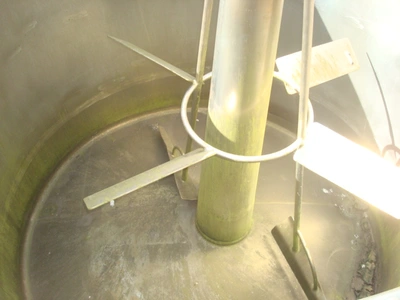 3700L S/S Enclosed Mixing Tank