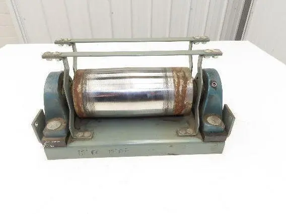 Hytrol 4"x 9" Crowned Tail Pulley for 18" Conveyor 15"BF 8" Belt Under Roller