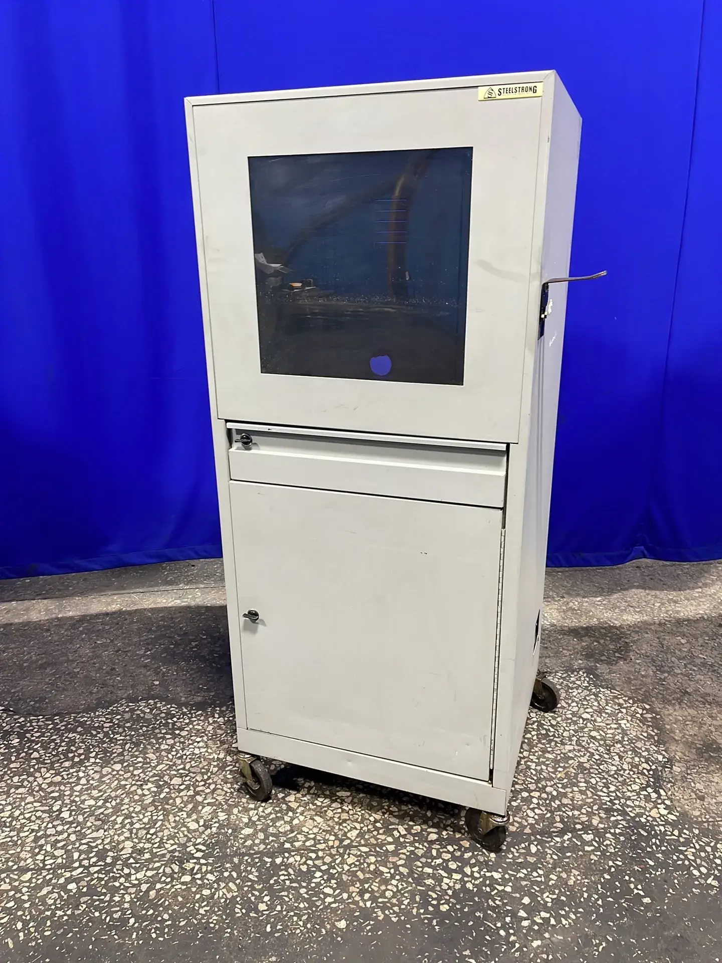 Vulcan Industries Steelstrong Computer Cabinet