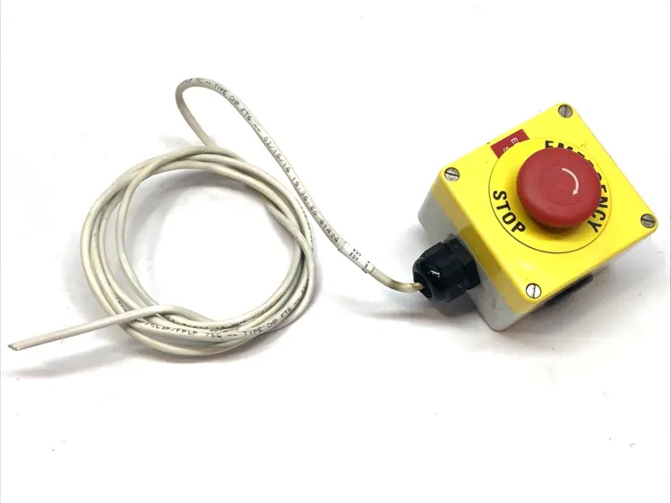 Used Cutler-Hammer Emergency Stop Button Control Station W/ E22B1 Button Relays & Switches Michigan US | Maverick Industrial Sales #1401931