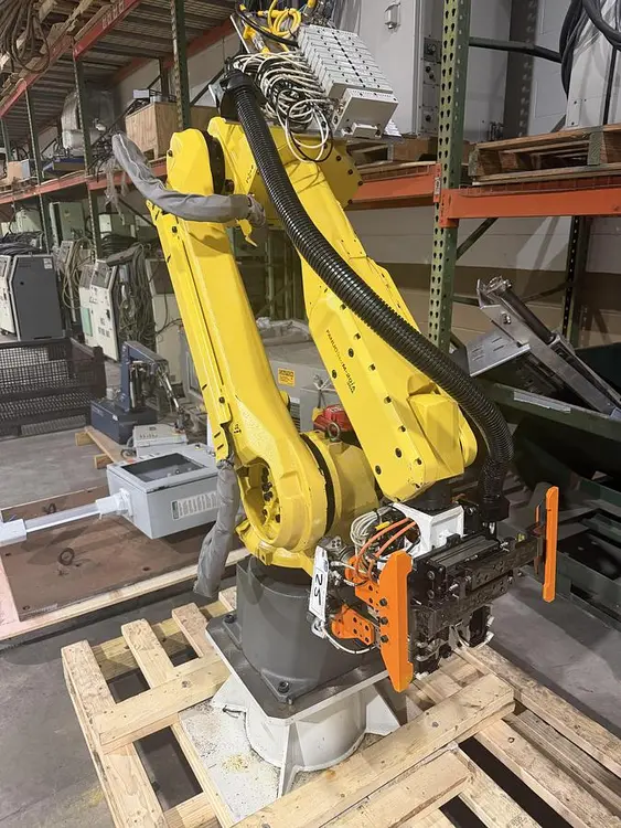 Used 2018 FANUC M-20IA/35M Load/Unload Systems Michigan US | RAB Industries, Inc. #1414163