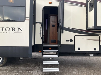 Used 2017 BIGHORN 39FL Campers, Caravans, Motorhomes Michigan US | Miedema Asset Management Group #1406910