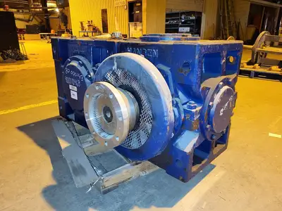 13:1 Ratio, 495 hp Parallel Shaft Gear Reducer RDF21F-BN-12.5